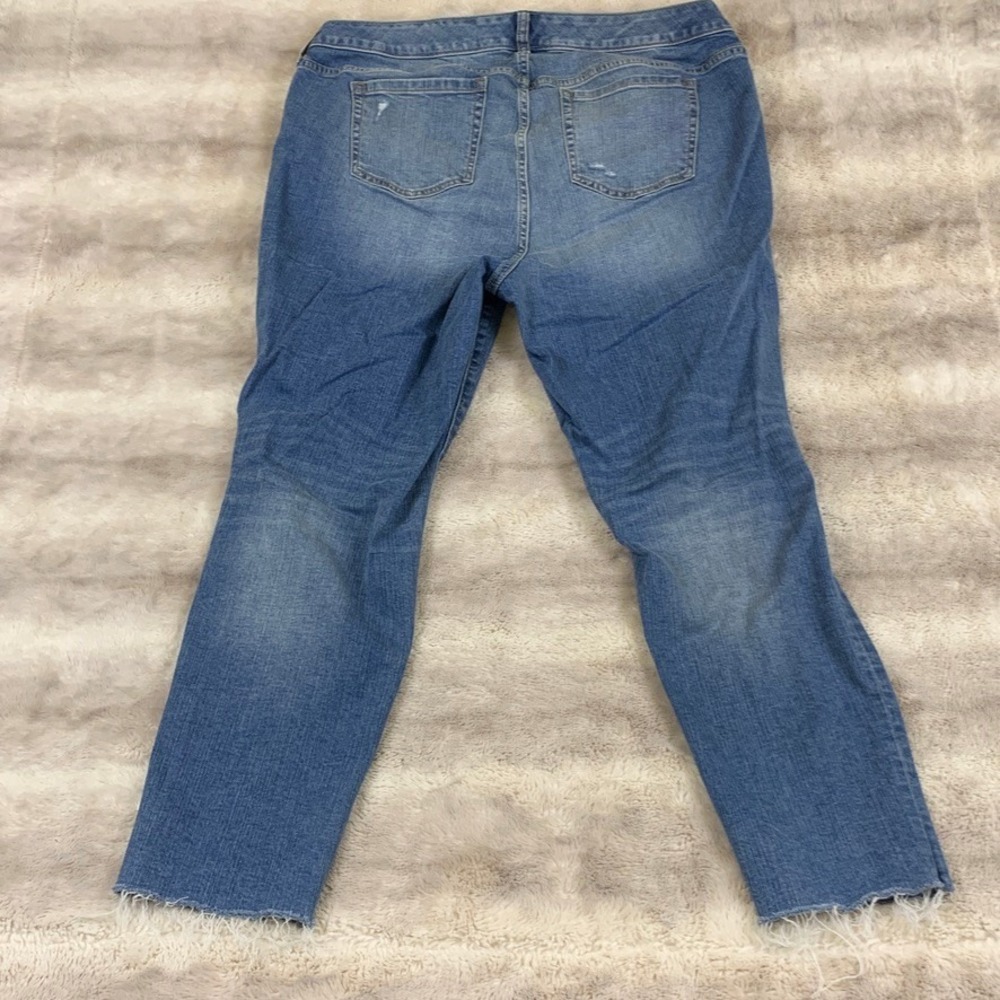 Torrid Crop Boyfriend Jeans Womens 16 Medium Wash Distressed Vintage Stretch 25" - Picture 10 of 12